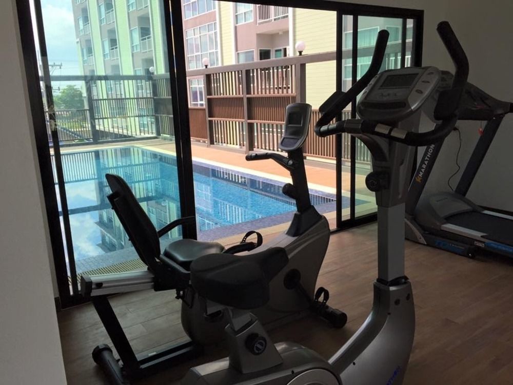 Aparthotel Modernbright Laemchabang Bang Lamung Exterior foto