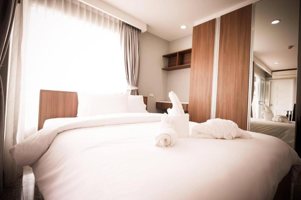 Aparthotel Modernbright Laemchabang Bang Lamung Exterior foto
